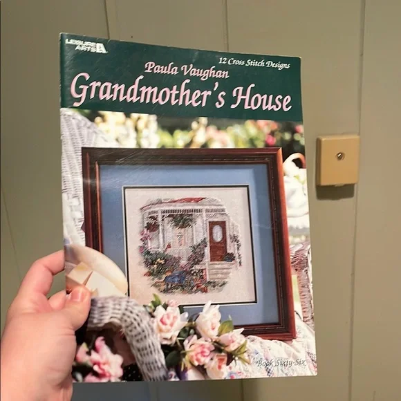 Cross Stitch Pattern Book Set - Picture 5 of 10